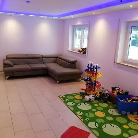Comfortable Semi-detached House Apartment Pörnbach